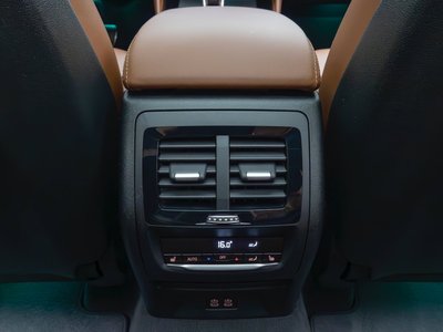 2021 BMW X4 M 缩略图 19