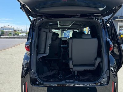 صورة مصغرة 47 لـ 2024 Toyota VELLFIRE