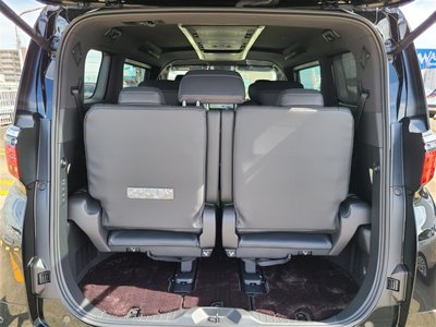 TOYOTA ALPHARD - 8