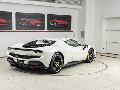 صورة مصغرة 59 لـ 2025 FERRARI 296 GTS