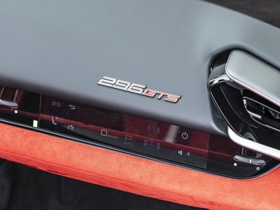 FERRARI 296 GTS - 10