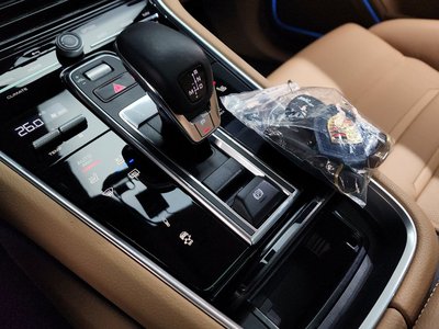 PORSCHE PANAMERA - 9