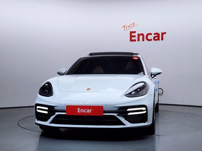 PORSCHE PANAMERA - 2