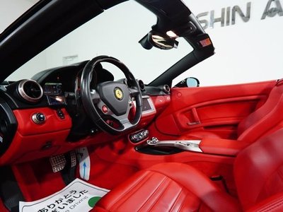 FERRARI CALIFORNIA - 4