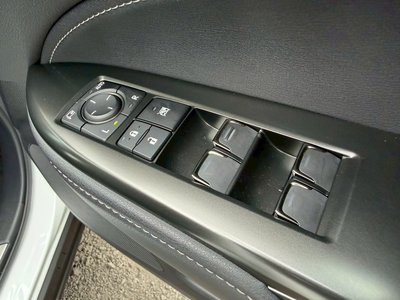 2023 Lexus NX — миниатюра 38