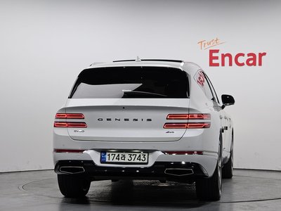 GENESIS GV80 - 3