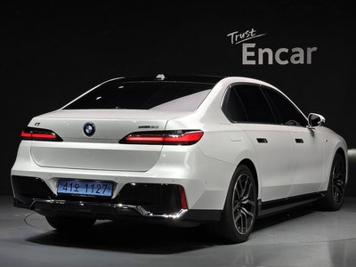 2024 BMW I7 — фото 4