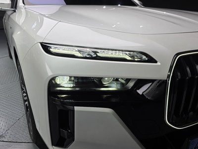 2024 BMW I7 — фото 9
