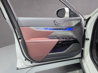 صورة مصغرة 14 لـ 2024 BMW I7