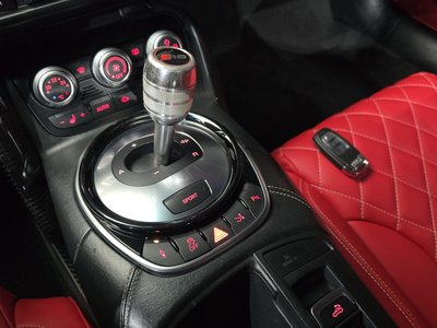 AUDI R8 - 9