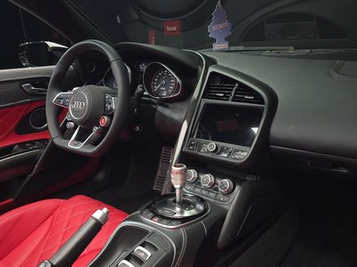 AUDI R8 - 5