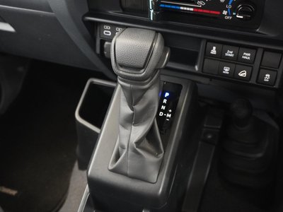 2024 Toyota LAND CRUISER 70 — миниатюра 42
