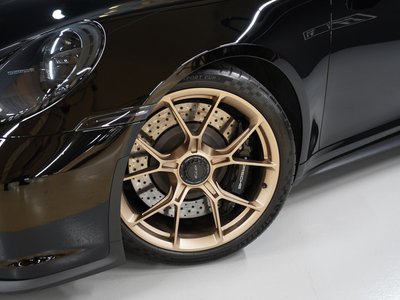 PORSCHE 911 - 8