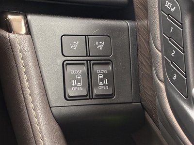 2025 Toyota ALPHARD 缩略图 35
