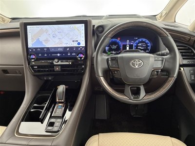 2025 Toyota ALPHARD 照片 3