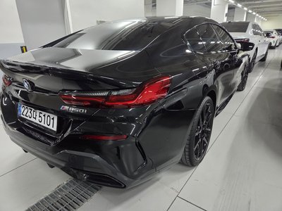 صورة 4 لـ 2025 BMW 8 SERIES