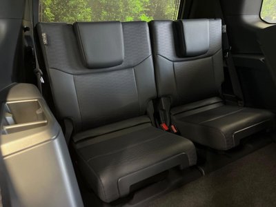 2025 Toyota LAND CRUISER 250 — миниатюра 11