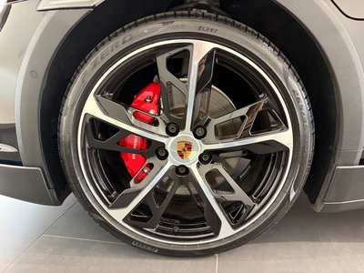 PORSCHE TAYCAN - 6