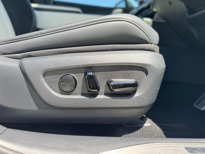 صورة مصغرة 73 لـ 2025 Lexus RX
