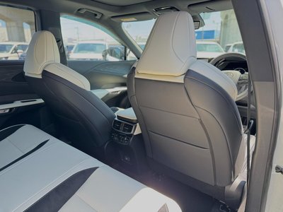 صورة مصغرة 49 لـ 2025 Lexus RX