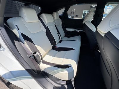 صورة مصغرة 50 لـ 2025 Lexus RX