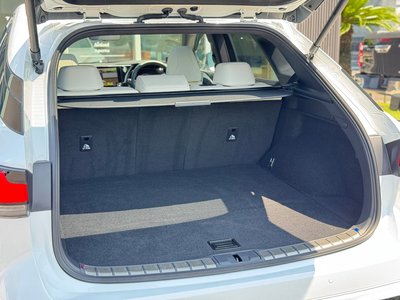 صورة مصغرة 42 لـ 2025 Lexus RX
