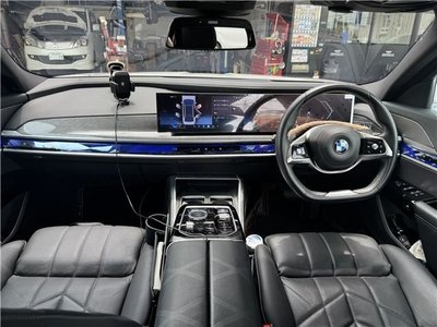 BMW 7 SERIES - 5