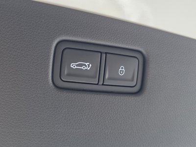 2023 Genesis GV60 thumbnail 29