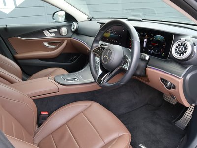 MERCEDES-BENZ E-CLASS - 6