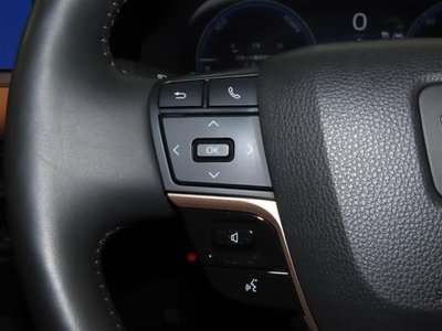 صورة مصغرة 12 لـ 2024 Toyota CROWN CROSSOVER