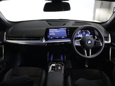 2025 BMW X1 — миниатюра 15