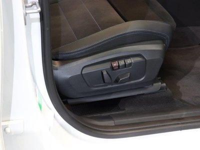 2025 BMW X1 — миниатюра 19