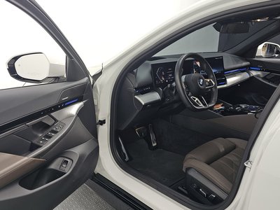2024 BMW 5 SERIES 缩略图 13