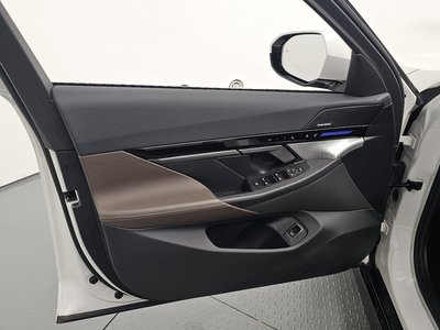 2024 BMW 5 SERIES 缩略图 14