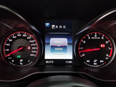 صورة 8 لـ 2016 Mercedes-BENZ GT AMG