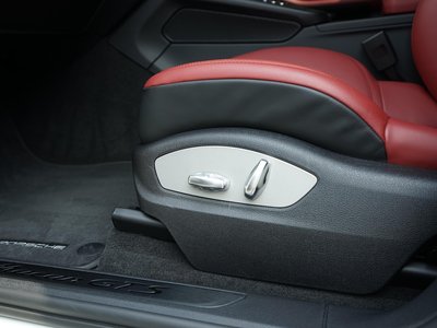 2021 Porsche MACAN 缩略图 23