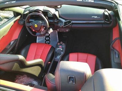 2015 Ferrari 458SPIDER — фото 3