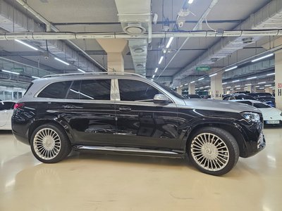 MERCEDES-BENZ GLS - 6