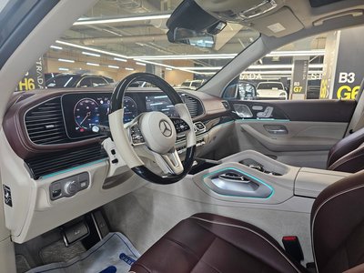 MERCEDES-BENZ GLS - 10