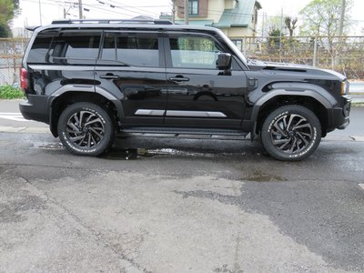 TOYOTA LAND CRUISER 250 - 7