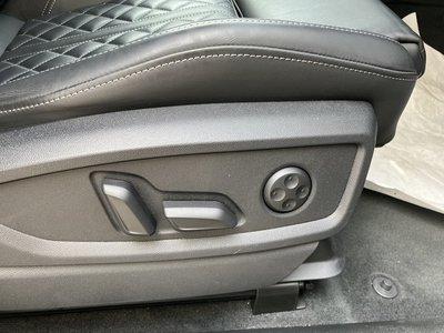 2025 AUDI Q5 SPORTBACK thumbnail 42