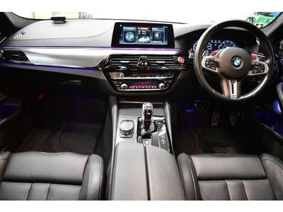 2018 BMW M5 照片 2