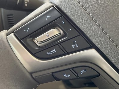 صورة مصغرة 45 لـ 2023 Toyota LAND CRUISER PRADO
