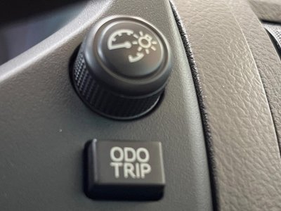 صورة مصغرة 49 لـ 2023 Toyota LAND CRUISER PRADO