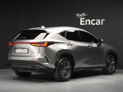 LEXUS NX - 4