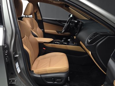 صورة مصغرة 11 لـ 2023 Lexus NX