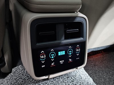 صورة مصغرة 25 لـ 2021 Porsche TAYCAN