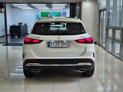 MERCEDES-BENZ GLA - 3