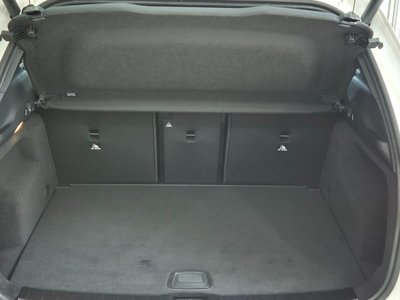 MERCEDES-BENZ GLA - 6