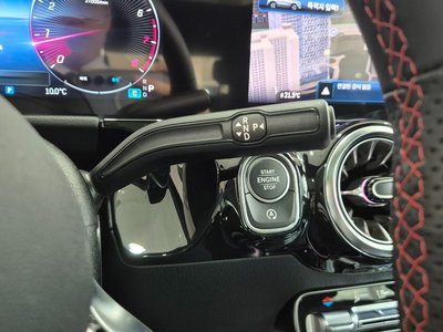 MERCEDES-BENZ GLA - 9